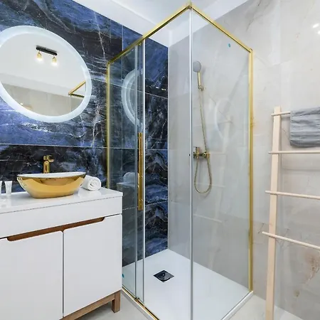 Lokum Salsa With Balcony & Parking Cracow By Renters