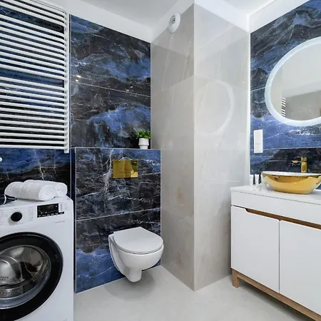 Lokum Salsa With Balcony & Parking Cracow By Renters *